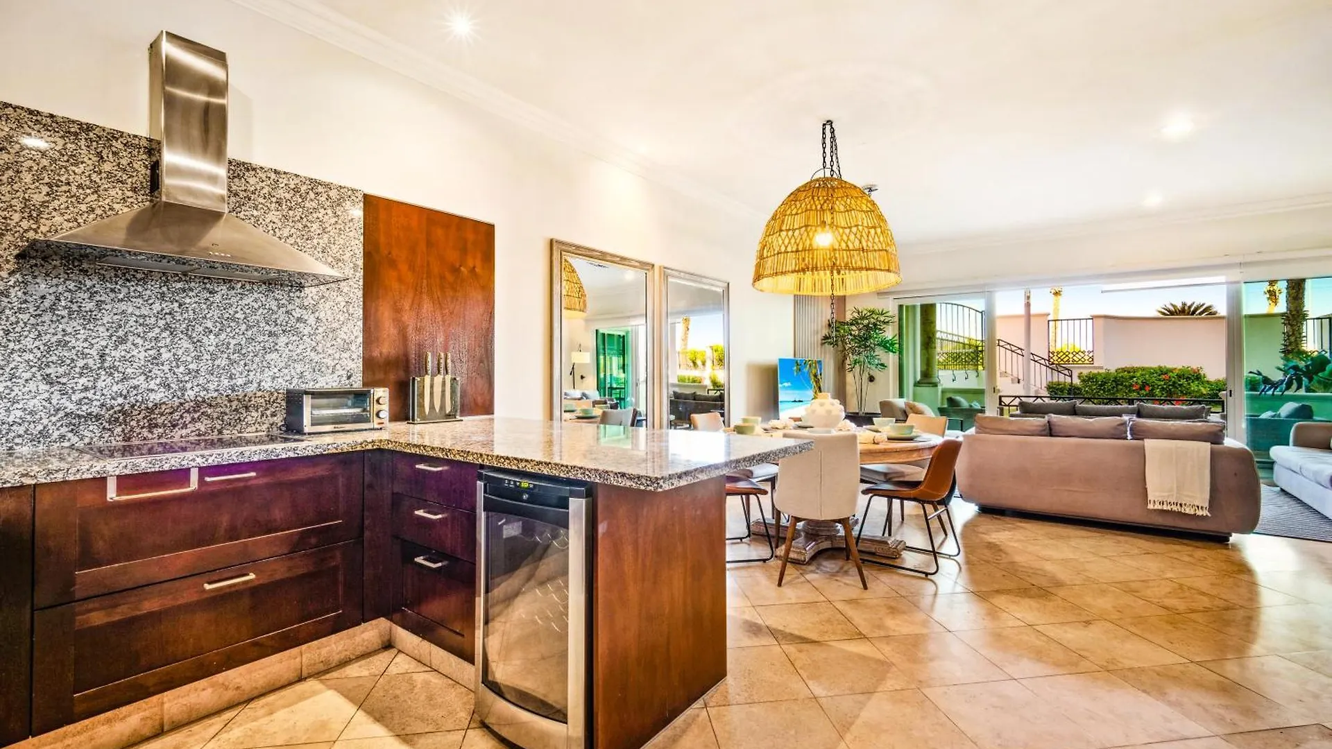 Perfect Location Relax In Style Minutes From Beach Cabo San Lucas Lägenhet