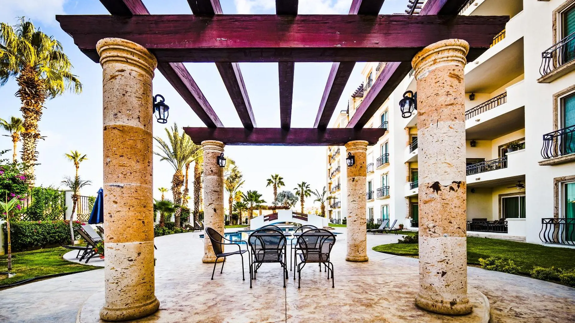 Апартаменты Perfect Location Relax In Style Minutes From Beach Кабо-Сан-Лукас