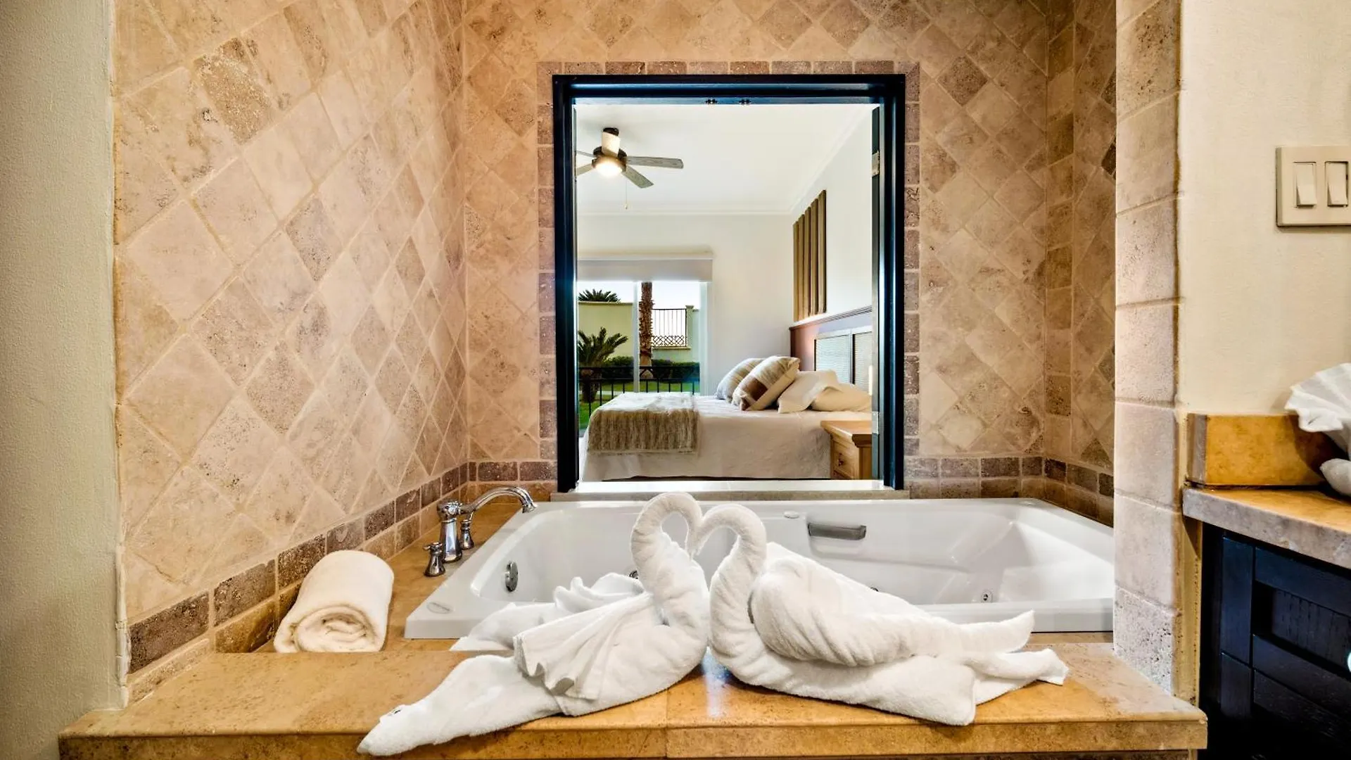 Апартаменты Perfect Location Relax In Style Minutes From Beach Кабо-Сан-Лукас